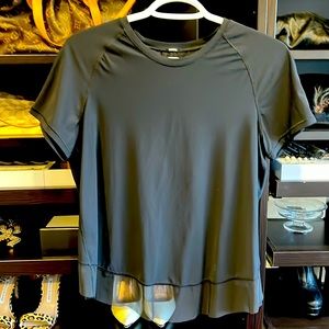 Lululemon top size 6